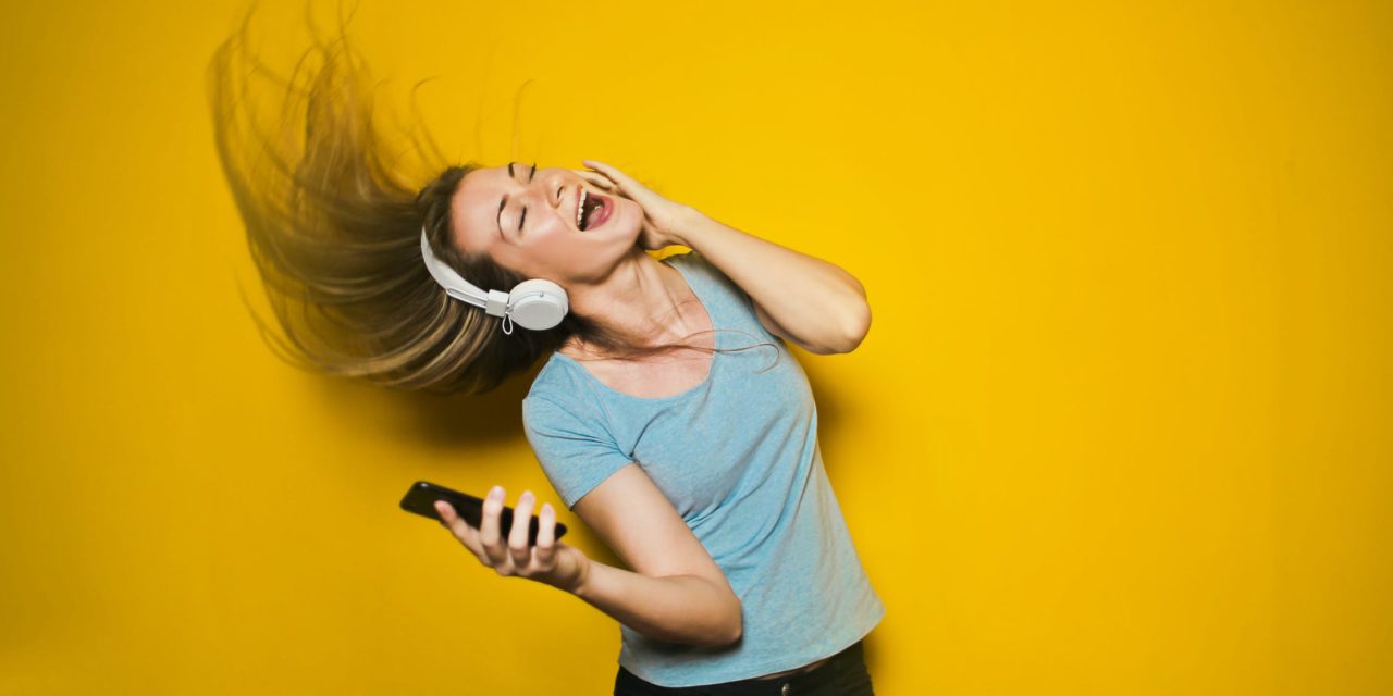 Google ahora reconoce canciones al taratearlas