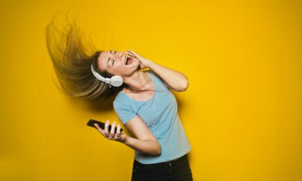 Google ahora reconoce canciones al taratearlas
